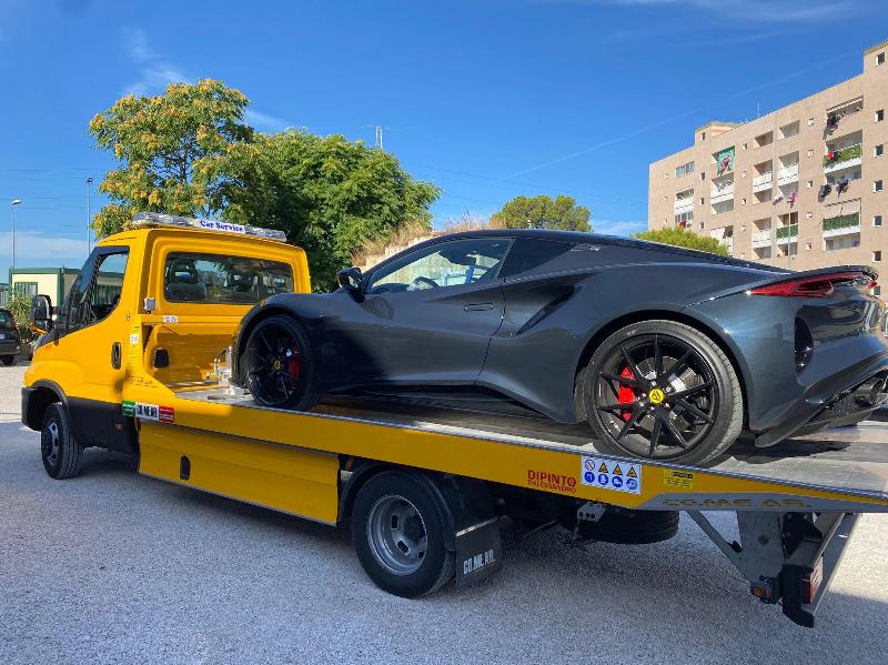 Soccorso Stradale H24 Nuova Car Service di Barbara Giovanni