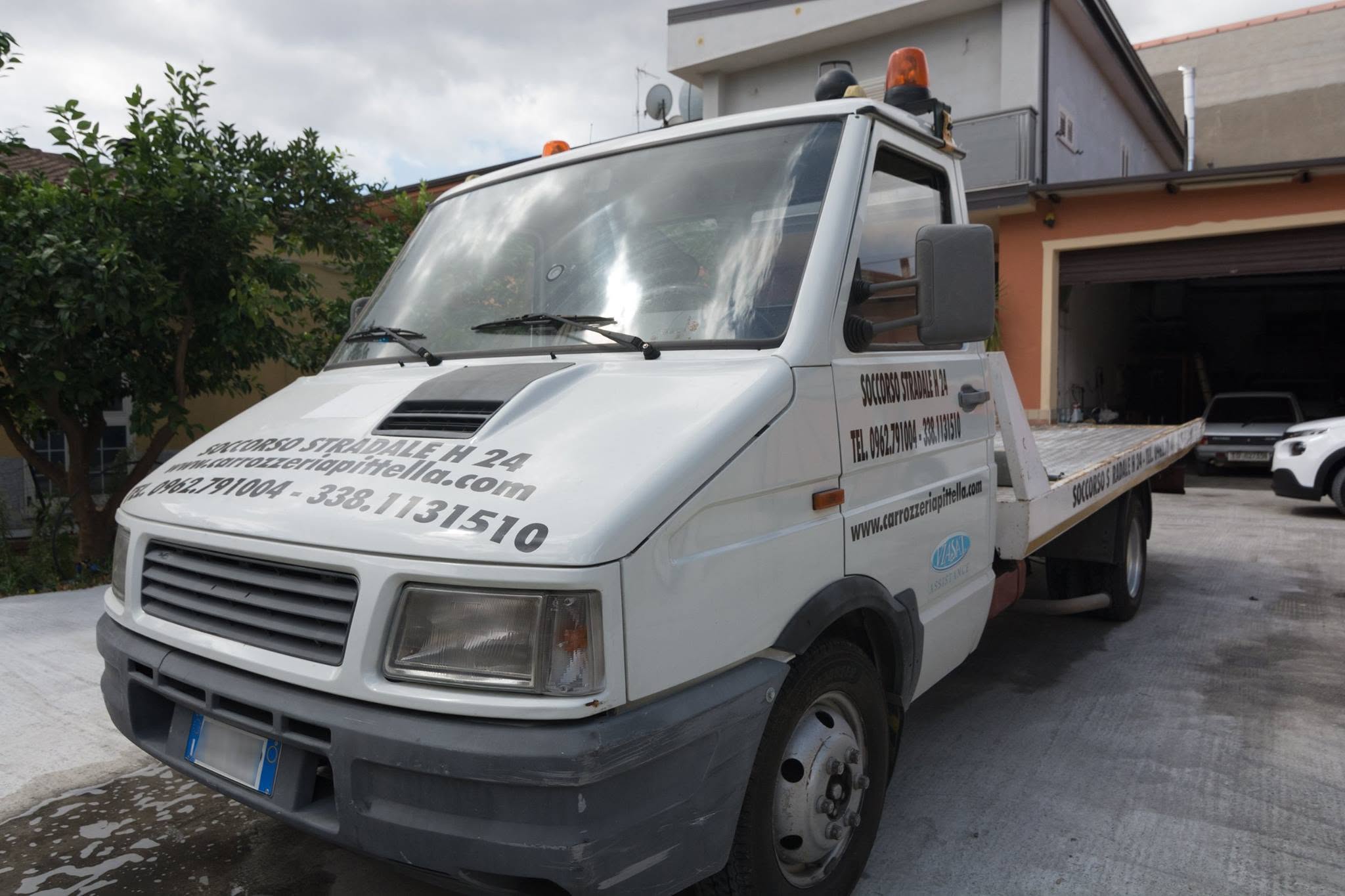 Pittella Autonoleggio e Autocarrozzeria