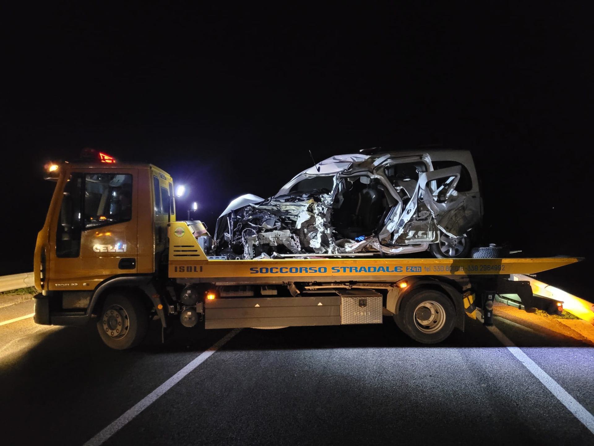 Soccorso Stradale CELLI H24 con Carroattrezzi Deposito Giudiziario logo